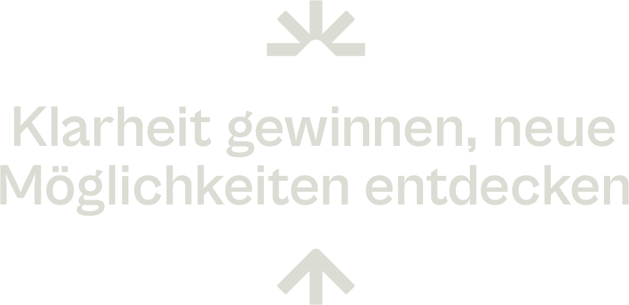 Verena_adams_Slogan_ger_Color_3_Rgb_900px_w_300ppi